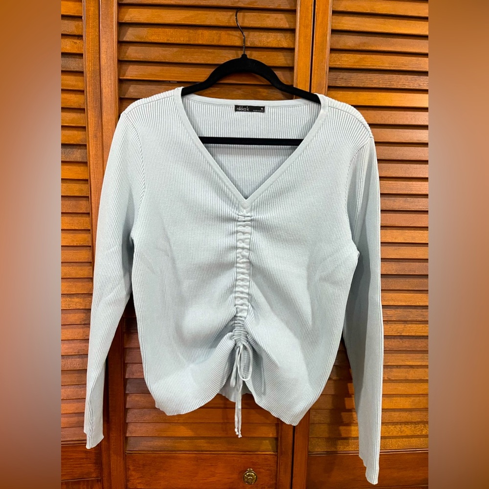 Light blue thin knit long sleeve top